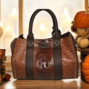 Elegant Brown Leather Handbag